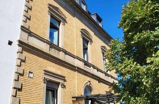 Wohnung mieten in Hauptstraße 51, 53474 Bad Neuenahr-Ahrweiler, Helle 2,5-Zimmer Dachgeschosswohnung mit Balkon in Bad Neuenahr