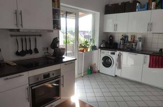 Wohnung mieten in Robert-Koch-Straße 40, 73730 Esslingen, 2,5-Zimmer-DG-Wohnung mit 2 Balkone und EBK in Esslingen am Neckar