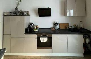 Wohnung mieten in Gymnasiumstraße 26a, 53359 Rheinbach, Stilvolle, modernisierte 2-Zimmer-Wohnung mit Terrasse und Einbauküche in Rheinbach