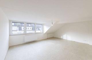 Wohnung mieten in 40233 Flingern Nord, * DG-Wohnung * 2 helle Zimmer + Wohnküche + Hobbyraum & Balkonoption *