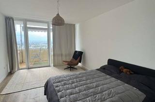 WG-Zimmer mieten in Mailänder Straße 14, 60598 Sachsenhausen, WG- Helles Zimmer mit eigenem Bad & Balkon zugang in einer 2er WG in Sachsenhausen wird frei