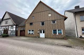 Einfamilienhaus kaufen in 32699 Extertal, Einfamilienhaus mit Garage im Ortskern von Extertal-Bösingfeld – sanierungsbedürftig!