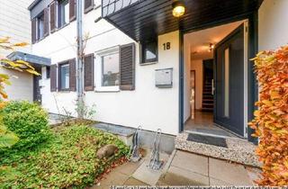 Reihenhaus kaufen in 22041 Wandsbek, Mittelreihenhaus in beliebter Wohngegend mit Carport