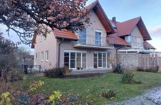 Haus mieten in 86853 Langerringen, Gepflegte Doppelhaushälfte mit 7 Zimmern in Langerringen/Gennach