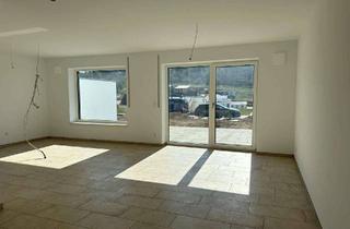 Haus mieten in Zeininger Weg 10, 93086 Wörth, Modernes Reihenmittelhaus mit Garten und Carport in Wörth an der Donau