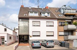 Mehrfamilienhaus kaufen in 51067 Köln, Mehrfamilienhaus - überwiegend frei, in guter Lage von Köln-Holweide.