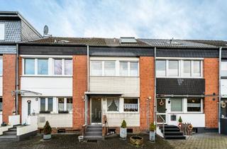 Haus kaufen in 53797 Lohmar, Renovierungsbedürftiges Reihenmittelhaus mit Garage in Lohmar Zentrum!