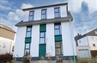 Haus kaufen in 58706 Menden, Hochwertig saniertes Doppelhaus in Menden mit separatem Grundstück