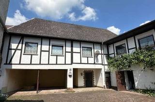 Einfamilienhaus kaufen in 35415 Pohlheim, Sofort verfügbar! Großzügiges Wohnhaus in zentraler Wohnlage von Pohlheim Dorf-Güll