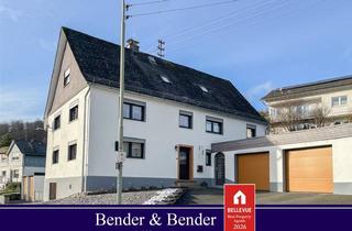 Anlageobjekt in 57250 Netphen, Gepflegtes Mehrgenerationenhaus mit vier Garagen - attraktive Kapitalanlage in Netphen-Walpersdorf!