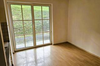 Wohnung kaufen in 94234 Viechtach, Charmante Erdgeschosswohnung mit Terrasse – ideal für Eigennutzer oder als Kapitalanlage im Bayerwald.