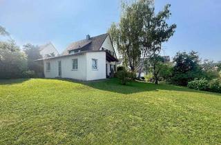 Einfamilienhaus kaufen in 71229 Leonberg, Leonberg - Freistehendes Einfamilienhaus - Ein wahres Paradies für Gartenliebhaber!