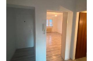 Wohnung kaufen in 40599 Düsseldorf, Düsseldorf - Zwei Zimmer Wohnung als Kapitalanlage zu verkaufen