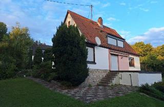 Haus kaufen in 97080 Würzburg, Würzburg - Zweifamilienhaus mit großem Garten und traumhafter Ruhe
