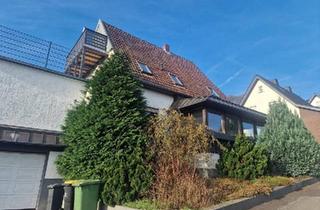 Haus kaufen in 32609 Hüllhorst, Hüllhorst - Zweifamilienhaus mit potenzial und OHNE Makler
