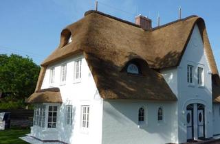 Haus kaufen in 25938 Nieblum, Wyk Auf Föhr - Föhr: Top-Ferienhaus. Meerwert inklusive. TÜV Nord begutachtet!