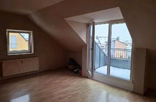 Wohnung kaufen in 94469 Deggendorf, Deggendorf - Verkauf 3 Zimmer Dachgeschoss Wohnung sehr zentral