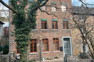 Haus kaufen in 52222 Stolberg, Stolberg (Rheinland) - 3-Familienhaus mit Garten - komplett renoviert & möbliert (2022)