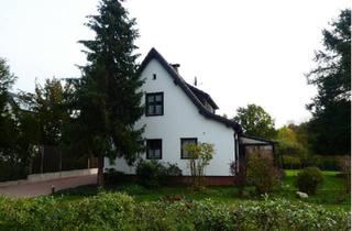 Haus kaufen in 38440 Wolfsburg, Wolfsburg - Toplage: Haus am See auf riesigem Eigentumsgrundstück (2.020m²)