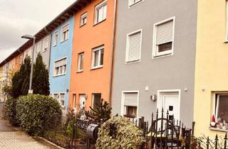 Haus kaufen in 90439 Nürnberg, Nürnberg - Schönes Reihenmittelhaus in Top Lage von Nürnberg