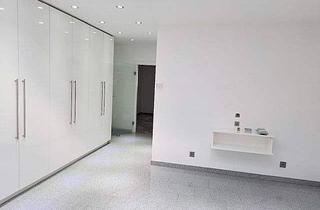 Wohnung kaufen in 66299 Friedrichsthal, Friedrichsthal - Sanierte 5 ZKB Luxuswohnung mit Balkon und Garage