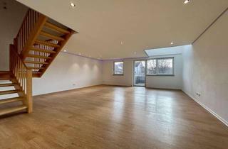 Wohnung kaufen in 85614 Kirchseeon, STILVOLL & ZENTRAL- Traumhafte 4 Zimmer-Maisonette- Wohnung mit TOP Ausstattung !!!