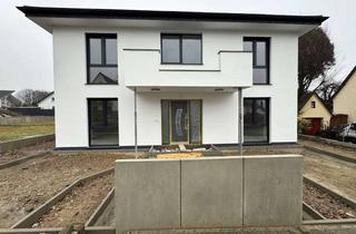 Wohnung kaufen in Bergstraße 18, 32108 Bad Salzuflen, Provisionsfrei! : Luxuriöse 4-Zimmer EG und OG. Wohnungen mit Garten I Neubau I Erstbezug I Top Lage