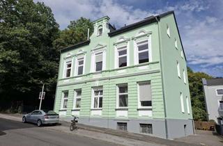 Wohnung kaufen in 42719 Wald, Altbaucharme mit viel Potential, Garage und Garten.