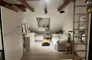 Wohnung mieten in 24118 Ravensberg, Zwischenmiete: Charmante 1-Zimmer Dachgeschosswohnung im 5. OG in Kiel-Ravensberg (16.02.- 13.04.26)