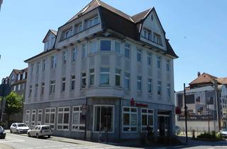 Wohnung mieten in Bahnhofstrasse 30a, 29221 Celle, Günstige, geräumige und gepflegte 3-Zimmer-DG-Wohnung mit Einbauküche in Celle