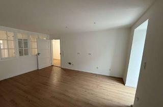Wohnung mieten in Schmidgasse, 93326 Abensberg, Erstbezug- Moderne 3-Zimmer Wohnung mit Balkon im Herzen der Altstadt von Abensberg