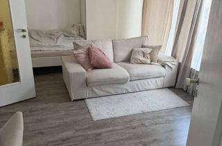 Wohnung mieten in 40477 Pempelfort, Helle 2-Zimmer Wohnung im 3. OG mit Balkon in Pempelfort