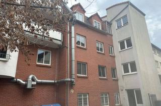 Wohnung mieten in Preußerstraße 19, 06217 Merseburg, Attraktive 4-Zimmer-Wohnung mit Balkon, Einbauküche und Stellplatz!