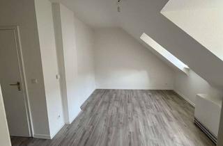 Wohnung mieten in Steinmetzstraße 104, 41061 Mönchengladbach, Helle Dreizimmer- / Stadtwohnung im Dachgeschoss