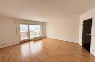 Wohnung mieten in Winkelstr. 20, 42579 Heiligenhaus, *Großzügige 2-Raum Wohnung mit Lichtdurchfluteten Wohnzimmer und XL-Balkon*