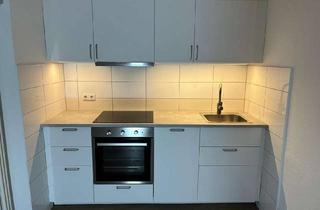 Wohnung mieten in Vonscheidtshof, 45470 Holthausen, 2-Zimmer-Wohnung mit Balkon & neuer Einbauküche