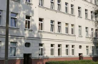 Wohnung mieten in Rüdigerstr. 11, 04318 Sellerhausen-Stünz, Wohnen in Sellerhausen-Stünz - 2-Rwhg. mit großer (!) Küche & Balkon im sanierten Altbau