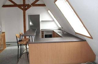 Wohnung mieten in Friedrich-Engels-Straße 14, 18435 Kniepervorstadt, Gemütliche Ein Zimmer-Dachgeschoßwohnung mit besonderem Flair ab sofort zu vermieten