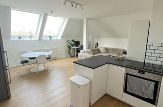 Wohnung mieten in Klosterstr. 1 / Dycker Weinhaus, 41363 Jüchen, Hochwertige 2-Zimmer-Wohnung mit Gartenanteil im Dycker Weinhaus