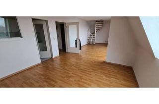 Wohnung mieten in Maxim-Gorki-Str. 40, 39108 Stadtfeld Ost, Dachgeschosswohnung mit kleinem Balkon