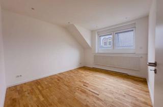 Wohnung mieten in 56656 Brohl-Lützing, Charmante 4-Zimmer Dachgeschosswohnung mit Balkon in Brohl-Lützing