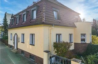 Wohnung mieten in Hertefelder Straße, 14641 Nauen, Einfamilienhaus-Flair: 135qm Maisonette in 30er-Jahre-Villa mit großem Traumgarten & Garage