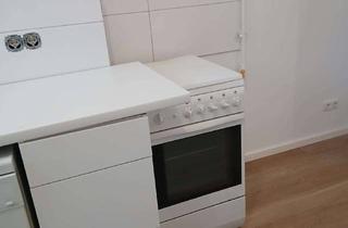 Wohnung mieten in Emdenzeile, 14, 13585 Spandau, Gepflegte 2-Zimmer-Wohnung im 1. OG in Berlin-Spandau