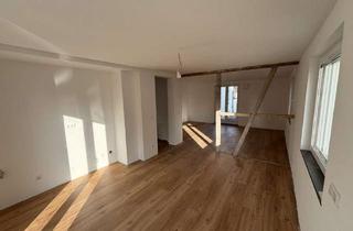 Wohnung mieten in 70736 Fellbach, Erstbezug nach Kernsanierung: Charmante 2-Zimmer-Wohnung mit Balkon in zentraler Lage in Fellbach