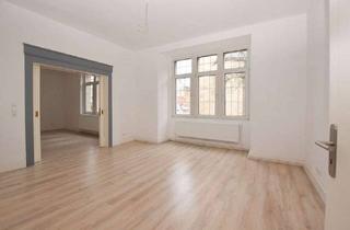 Wohnung mieten in 31224 Peine, Mitten in der City: Renovierte, lichtdurchflutete Altbauwohnung mit großzügiger Wohnfläche!