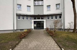 Garagen kaufen in Karwendelstrasse 167, 86163 Hochzoll, Garagenpaket zu verkaufen - attraktive Kombination aus zwei Garagen