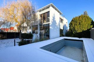 Villa kaufen in 99094 Bischleben-Stedten, Imposante Bauhausvilla mit Panoramablick, Pool und Sauna