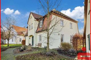 Haus kaufen in 97348 Rödelsee, Schwanbergblick inklusive!