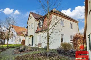 Haus kaufen in 97348 Rödelsee, Schwanbergblick inklusive!