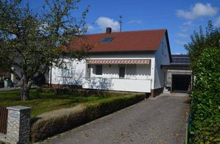 Haus kaufen in 72135 Dettenhausen, Sofort frei! Gepflegtes 1- bis 2-Fam.-Hs. m. 7 Zi., 2 Bädern und 4,5 Ar Grundstück in guter Wohnlage